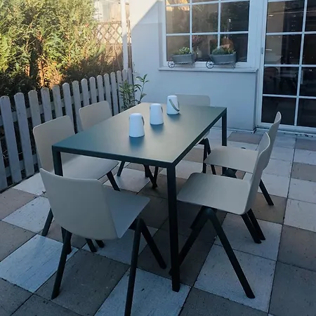 Апарт-отель No 19 Teutonia